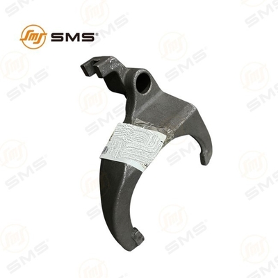 Buy Four Or Five Shift Fork DONGFENG Truck Parts 1700C-272-A Transmission Shifting Fork online manufacture