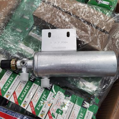 Sinotruk Howo Truck Spare Parts Air Conditioning Dryer  WG1642820025