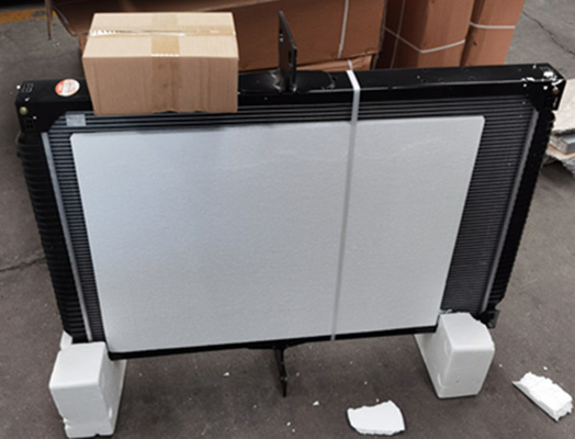Sinotruk Howo Truck Spare Parts Radiator WG9725530150