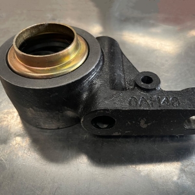 711-50310-6164 Sinotruk Howo T5G Spare Parts Camshaft Bracket RH