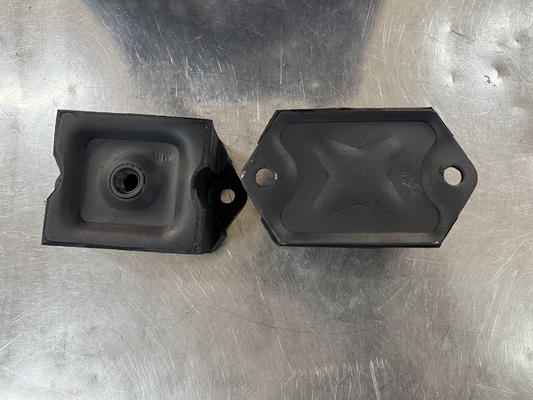 WG1680590095 Front Engine Support Sinotruk T7 Truck Parts